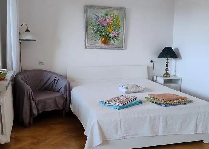 Cosy Private Room In The Heart Of Old Podgorze